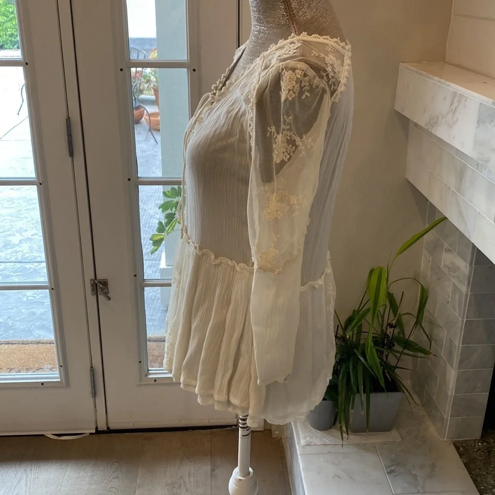 Free People Romance of the Rose Ivory Sheer Lacey Lace-Up Tunic Size XS